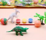 ⁦لعبة عالم الديناصورات مع الالوان 🦕💦🍃.⁩ - الصورة ⁦2⁩