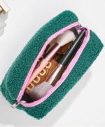 ⁦حقيبة الفرو الناعمة⁩ - الصورة ⁦3⁩