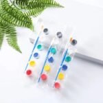 الوان مائيه مع فرشاة